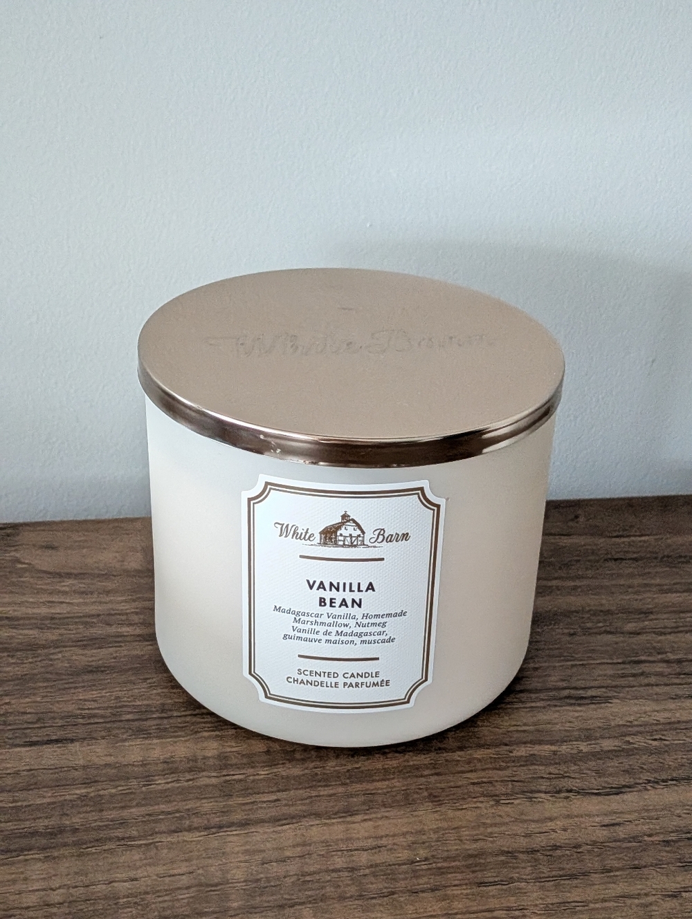 White Barn Vanilla Bean Candle with Metallic Gold Lid - Cream Jar